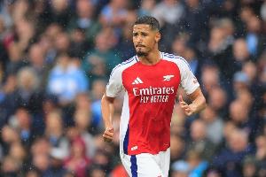 萨利巴:剩下7场联赛全胜我们就是冠军,一切要踢完才尘埃落定 配图