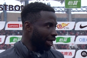 奥斯卡：永远不低下头 今年球队有大约一半新人 我们都在学习适应 配图