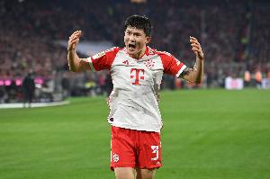 标价4000万欧！法尔克：切尔西有意签拜仁的韩国中卫金玟哉 配图