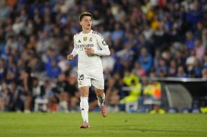 居莱尔谈超级世界波:我观察到门将站位不好,然后尝试一下就进了 配图