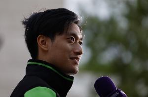 周冠宇：自己的首要目标是重返F1赛场，正在时刻准备并等待机会 配图