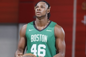 场均4.3分4.3板!Scotto:绿军计划与中锋查尔斯·贝西签10天合同 配图