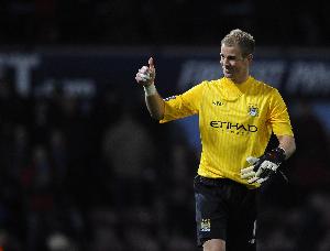 乔·哈特:曼城还有主场对阵阿森纳,不会说击败对手容易但有机会 配图