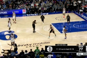 要翻车？篮网打出一波小高潮目前仅落后76人5分 此前一度落后28分 配图