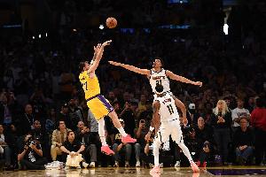 连克强敌!湖人在最近9场比赛中取得8胜1负 配图