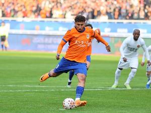 专访克雷桑：两连胜已说明一切 助攻谢文能有预谋 配图