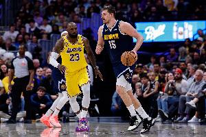 2026年仅两人场均至少20分5板5助&命中率50%+:约基奇和詹姆斯 配图