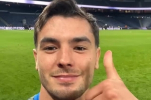 迪亚斯寄语球迷:很高兴取胜,并为世界最佳俱乐部出战150场 配图