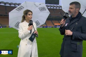 斯特拉马乔尼：邓弗里斯没理由故意倒地 弗拉泰西倒地95%是点球 配图