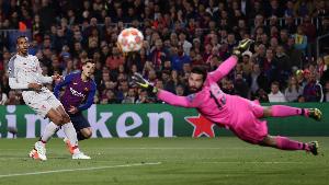 罗马诺：利物浦激活续约选项，将阿利松的合同延长至2027年6月 配图