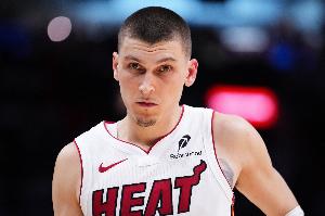 本赛季常规赛对阵魔术5战皆败!希罗:我们肯定对此不满意 配图