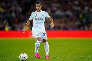 国米官方:姆希塔良左大腿肌肉拉伤,将在几天内接受进一步评估 配图