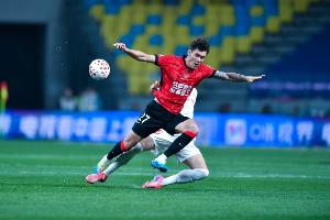 21场球荒!拜合拉木41场中超进2球,上次破门还是在2024年9月 配图