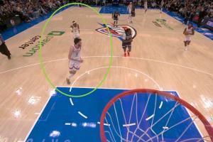 连续20+不在乎了！快攻3打1机会 亚历山大指挥队友传给切特！ 配图