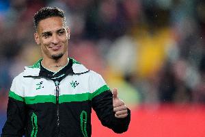 本赛季34场11球9助攻,安东尼德转身价涨至4000万欧,贝蒂斯最高 配图