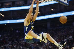 场均7.6分4.1篮板！勇士客战尼克斯 波斯特可以出战 配图