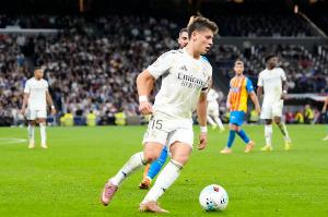 被打破队史最远进球纪录，皇马名宿：居莱尔的进球我看了有30遍 配图