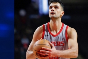 勇士客战尼克斯 10天合同球员尤特赛文将上演加盟首秀 配图