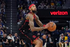 扛起进攻！英格拉姆25中12砍全场最高34分 三分9中4 配图