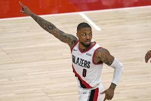 利拉德：我计划以开拓者球员的身份退役 目前还没有具体时间表 配图