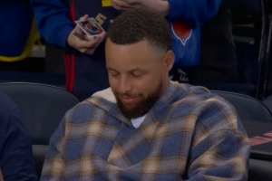 科尔:预计库里会回归但伤势很棘手 不确定需要一周两周还是更久 配图