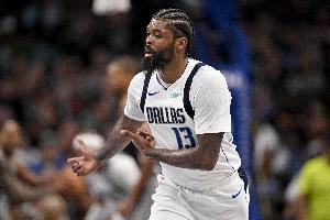 获胜功臣!马绍尔首发32分钟 12中8&8罚全中砍下25分5板7助 配图