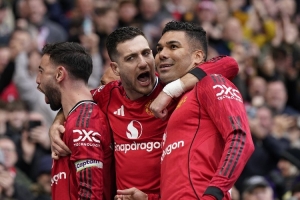 曼晚评分:B费胖虎9分并列最高,库尼亚 约罗8分舍什科替补7分 配图