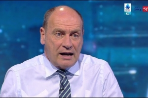 马切吉亚尼：米兰丢球时的防守站位和判断简直了，真不知怎么形容 配图