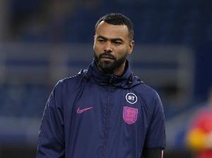 阿什利·科尔:阿森纳是我支持的母队 我执教风格是传统结合现代 配图