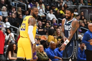 香波特：不是所有人都能适应老詹比如威少 这也是欧文的厉害之处 配图