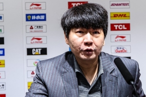 邱彪：上半场打得太臭了 给山东的球迷道歉 王证打得不错 配图