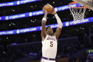 都有美好未来!艾顿关键时刻闪耀7分11板救赎 卡佩拉9分8板2助 配图