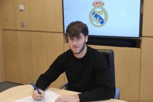 阿斯：皇马续约18岁天才射手巴洛索，新合同四年违约金8000万欧 配图