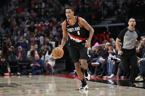 穆雷努力重回轮换?斯普利特:他始终做好准备 填补了罗威的缺席 配图