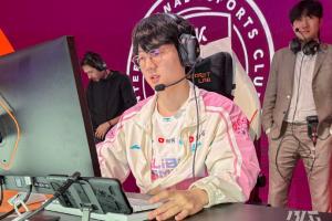 先抑后扬！Viper两局被对手暴打 但后续操作拉满狂砍20杀 配图