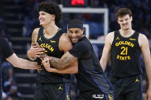 他靠巴博萨引荐才成55号秀一度年薪4万 已成勇士灾难赛季最大慰藉 配图