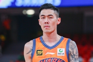 刘铮：球队越来越会打逆风球 未来还可以更好 这还不是最好的我们 配图