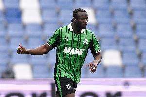 斯基拉：尤文球探上周日现身萨索洛主场，实地考察23岁中场科内 配图