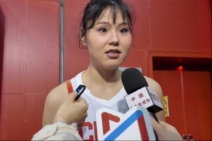 李月汝：希望大家在9月份更好 全力以赴获取一个更好的成绩 配图