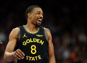 今天的隔扣很帅！梅尔顿近4场场均21分5板2断 命中率50/37/93% 配图