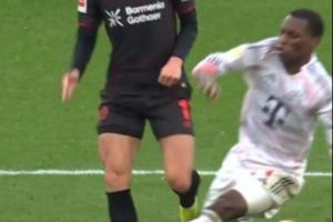 蹬踏对手染红！官方：杰克逊因暴力行为被禁赛2场 配图