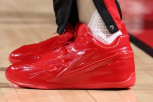 造型如何？杜兰特上脚新一代签名鞋KD19！ 配图