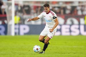 马卡:无法达成自动续约条款,塞维利亚将与AZP开启常规续约谈判 配图