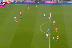 BBC：英超专家小组认定布莱顿应获点球 阿森纳第3次因VAR错判逃点 配图