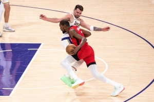 NBA彩经：二番战火箭复仇湖人 绿军主场小胜勇士 快船擒下鹈鹕 配图