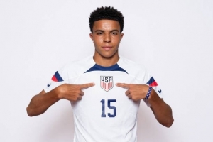 波切蒂诺：班克斯还在权衡代表美国还是德国，我们真的非常在乎他 配图