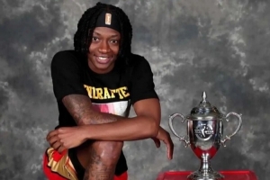 WNBA全明星MVP加盟 河南女篮官宣新外援艾瑞卡-维勒 配图