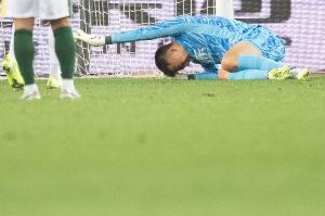 博主：国安今日上午备战京沪大战，伤员韩佳奇、何宇鹏现身 配图