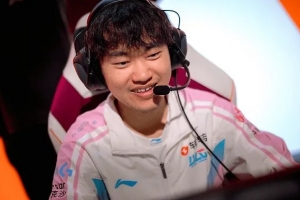 knight:没想到会打满五局,对线VicLa没有感到太大压力 配图