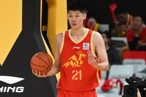 最稳一环！胡金秋16中9拿下21分7板3助 正负值+17 配图